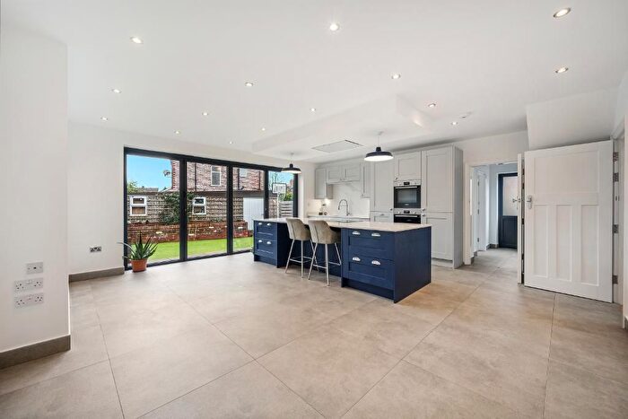 4 Bedroom Semi Detached House To Rent In Burnage Hall Road, Manchester, M19