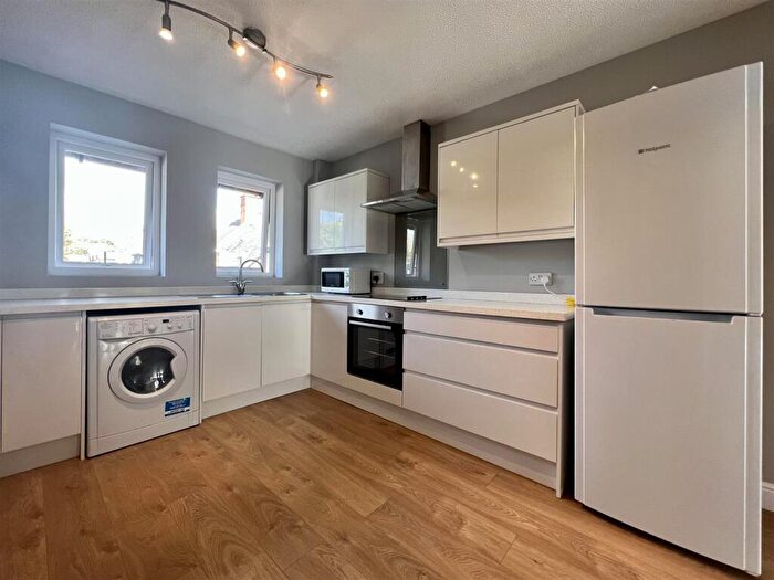 2 Bedroom Apartment To Rent In Brandling Court, Jesmond, NE2