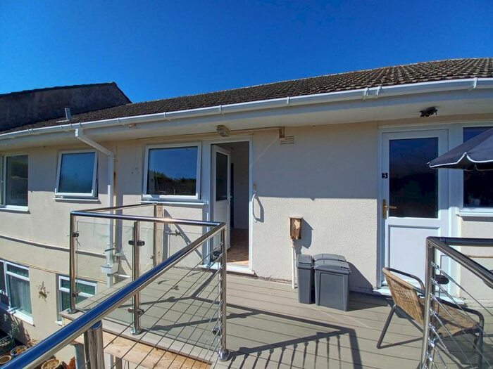 2 Bedroom Flat To Rent In Rashleigh Court, Carlyon Bay, St. Austell, PL25