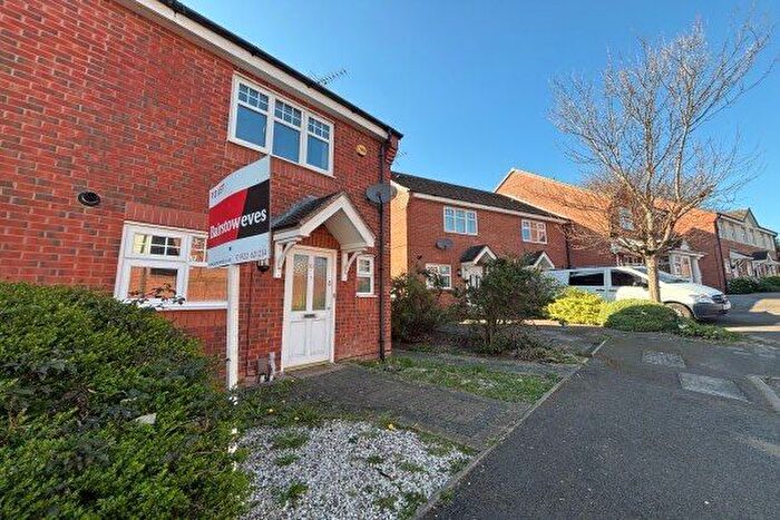 2 Bedroom Property To Rent In Bird Brook Close, Wednesbury, WS10