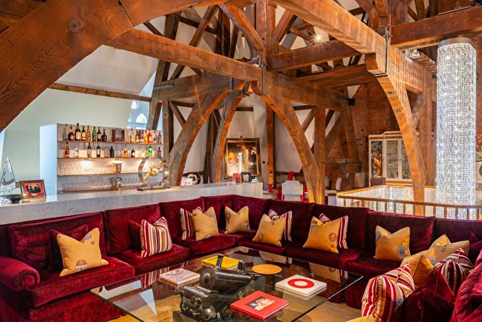 3 Bedroom Flat For Sale In Euston Road, London, NW1