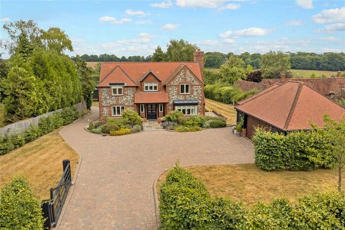 4 Bedroom Detached House For Sale In Lower Woodend, Medmenham, Marlow, Buckinghamshire, SL7