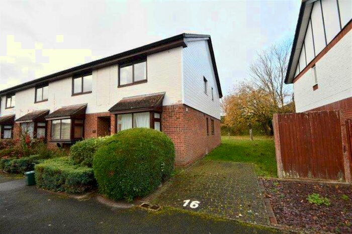 1 Bedroom Apartment To Rent In 1 Bedroom Apartment 1st Floor In Godalming, GU7