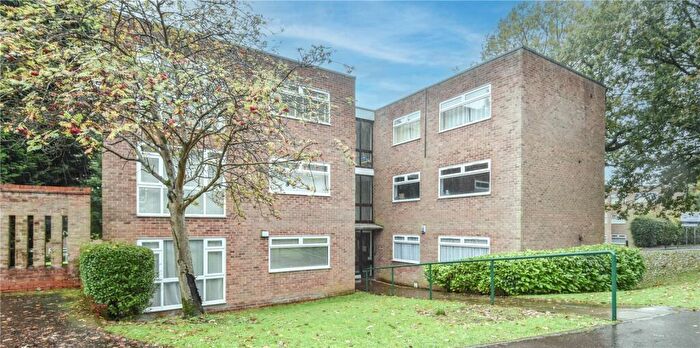 2 Bedroom Apartment To Rent In Spreadbury Close, Birmingham, West Midlands, B17