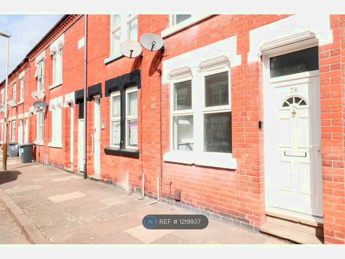 3 Bedroom Terraced House To Rent In Walton Street, Leicester, LE3