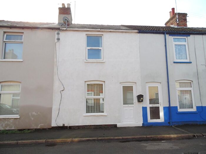 2 Bedroom Terraced House For Sale In Queen Street, Sutton Bridge, Spalding, Lincolnshire, PE12