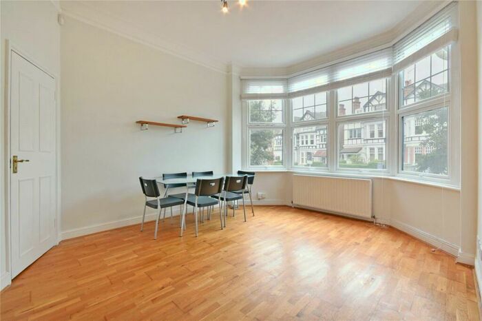 1 Bedroom Flat To Rent In Brondesbury Park, Willesden Green, NW2