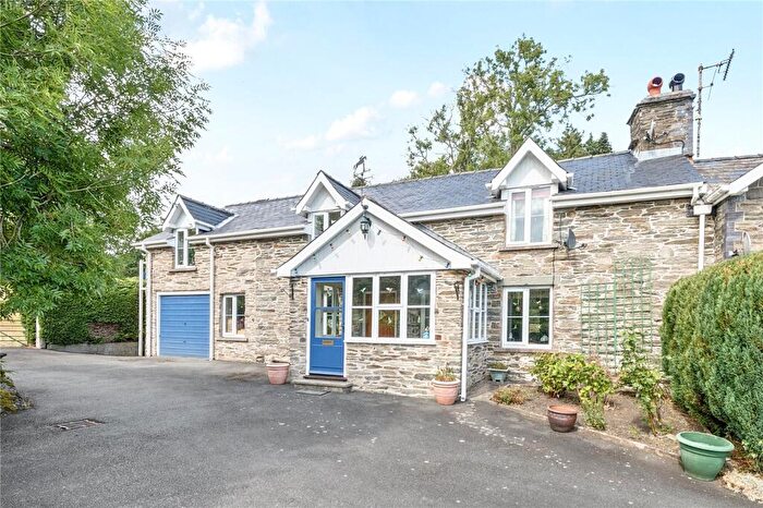 4 Bedroom Semi-Detached House For Sale In Rhayader, Powys, LD6
