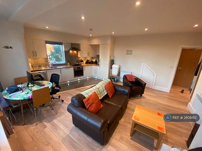 1 Bedroom Flat To Rent In Welburn Drive, Leeds, LS16