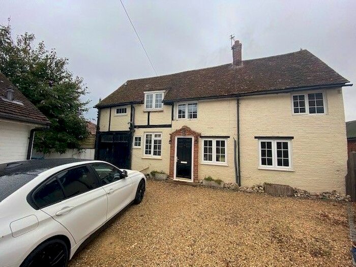 3 Bedroom Detached House To Rent In High Street, Whitchurch, Aylesbury, HP22