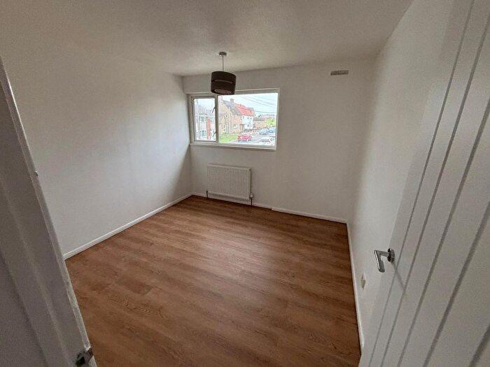 3 Bedroom Terraced House To Rent In Roycroft Road, Bristol, BS34