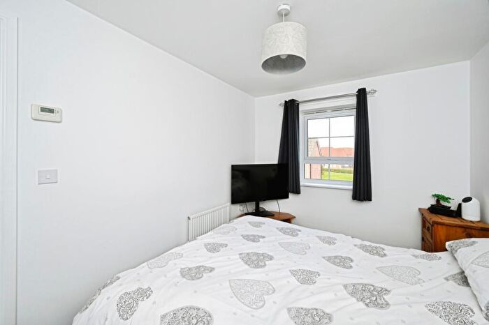 3 Bedroom End Of Terrace House For Sale In Gressingham Close, Forest Town, Mansfield, Nottinghamshire, NG19