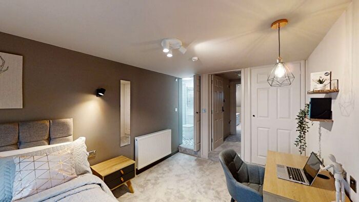 7 Bedroom Property To Rent In Rock Avenue, Gillingham, Kent, ME7