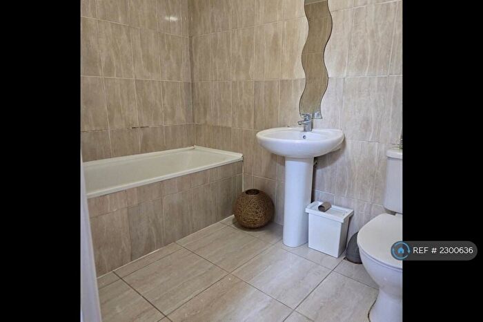 2 Bedroom Flat To Rent In Wightman Road, London, N4