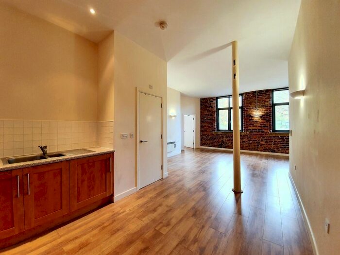 1 Bedroom Flat To Rent In Weavers House, East Street, Leeds, LS9