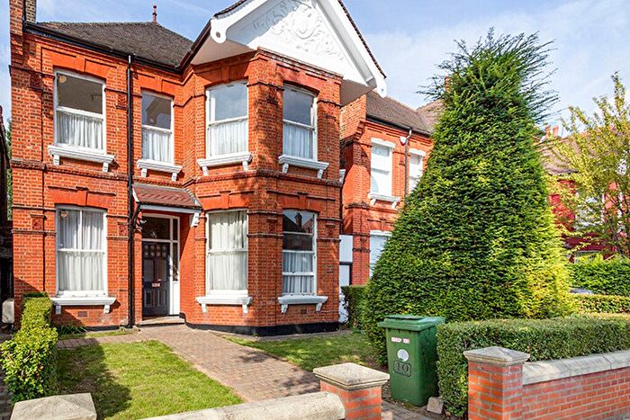 2 Bedroom Flat To Rent In Datmouth Rd, Kilburn, NW2