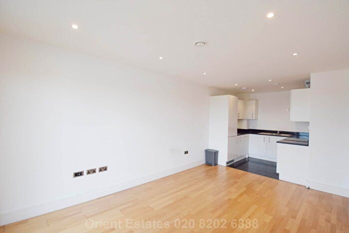 2 Bedroom Flat For Sale In Pinner Road, Harrow, HA1