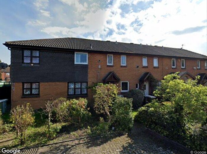 2 Bedroom Bungalow To Rent In Wakerley Close, Beckton, E6