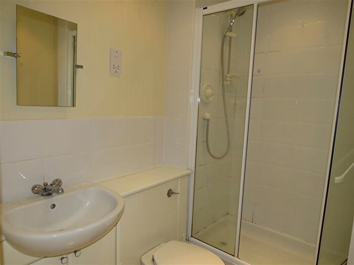 2 Bedroom Apartment To Rent In Waters Edge, Chester, CH1