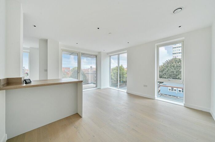 1 Bedroom Flat For Sale In Marshall Apartments, Wyndham Road, Camberwell, SE5