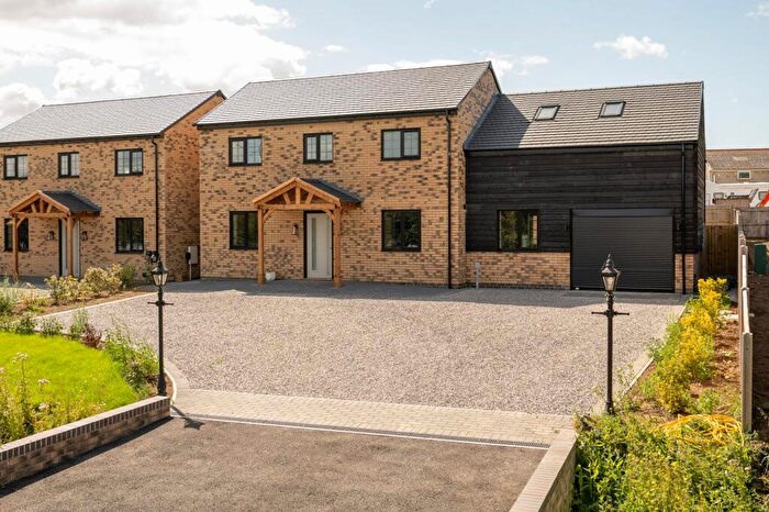 4 Bedroom Detached House For Sale In Taylors Lane, Buckden, PE19