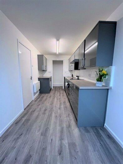 2 Bedroom Apartment To Rent In Sandown Court, Avensham Lane, Preston, PR1