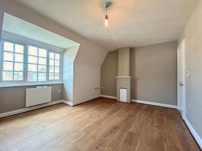 2 Bedroom Flat To Rent In Upper Brook Street, Ipswich, IP4