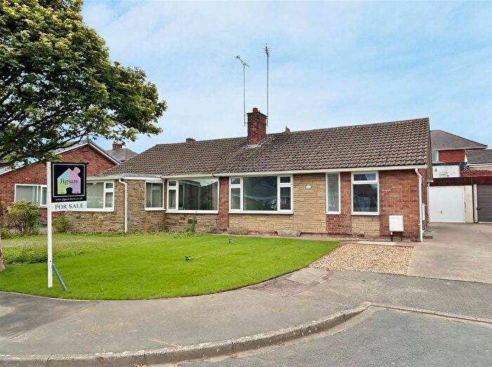 2 Bedroom Semi-Detached Bungalow For Sale In Saltersgate Avenue, Knottingley, WF11