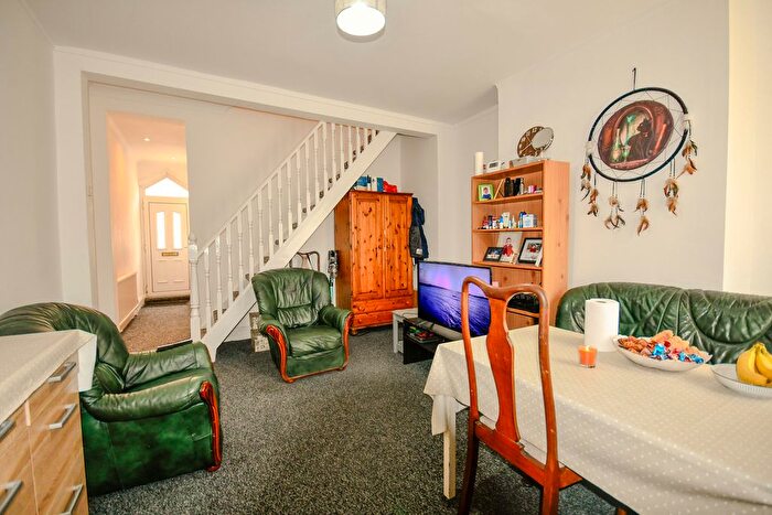 3 Bedroom Terraced House For Sale In Manuel Street, Goole, DN14