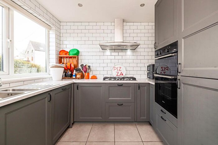 3 Bedroom End Of Terrace House For Sale In Claverham Road, Claverham, BS49