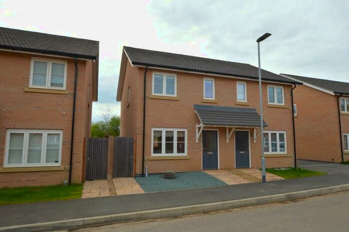 2 Bedroom Semi-Detached House To Rent In Spinney Hill, Oakham, LE15