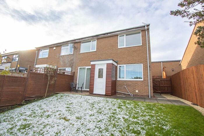 3 Bedroom Semi Detached House For Sale In Featherstone Road, Newton Hall, Durham, DH1