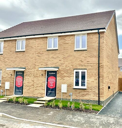 3 Bedroom Semi-detached House For Sale In Pennywell, Bideford, Devon, EX39