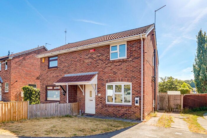 3 Bedroom Semi-Detached House For Sale In Finsbury Road, Arnold, NG5