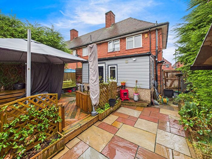 2 Bedroom End Terrace House For Sale In Ventnor Rise, Nottingham, NG5