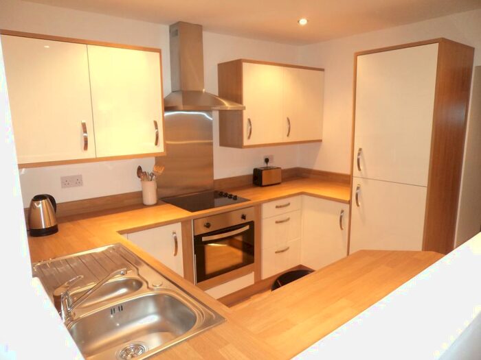 1 Bedroom Apartment To Rent In Mayfair Apartments, Beverley Road, HU5