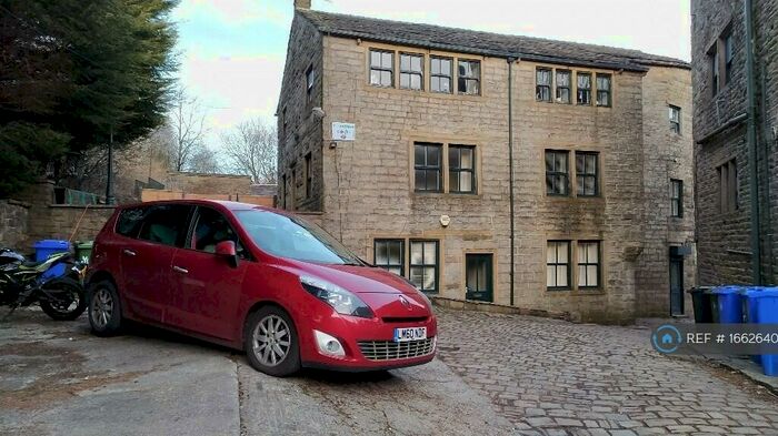 1 Bedroom Flat To Rent In Yorkshire Street, Bacup, OL13