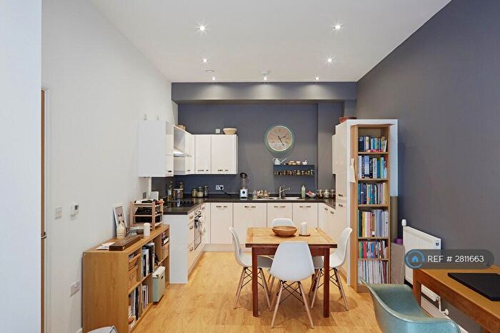 1 Bedroom Flat To Rent In Southampton Way, London, SE5