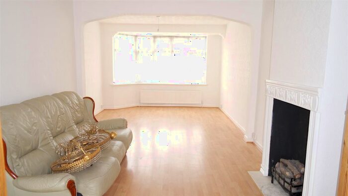 3 Bedroom Terraced House To Rent In Charlton Road, London, N9