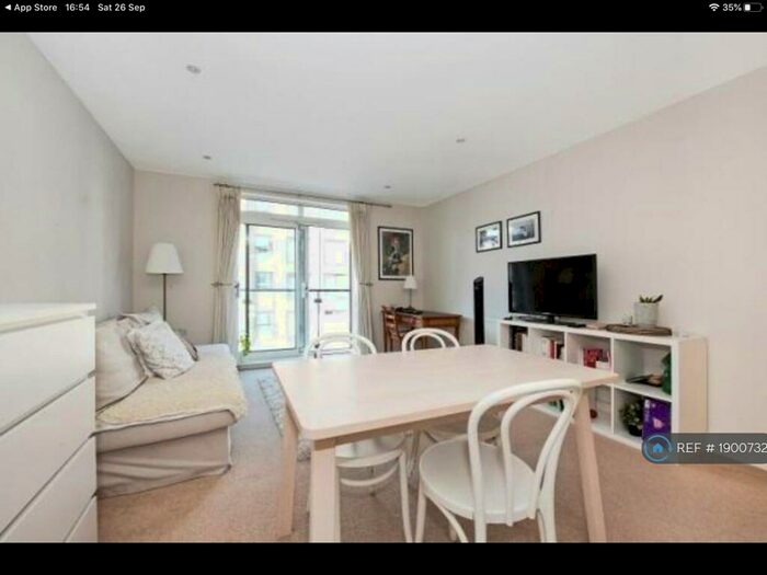 1 Bedroom Flat To Rent In Desvignes Drive, Hither Green, SE13