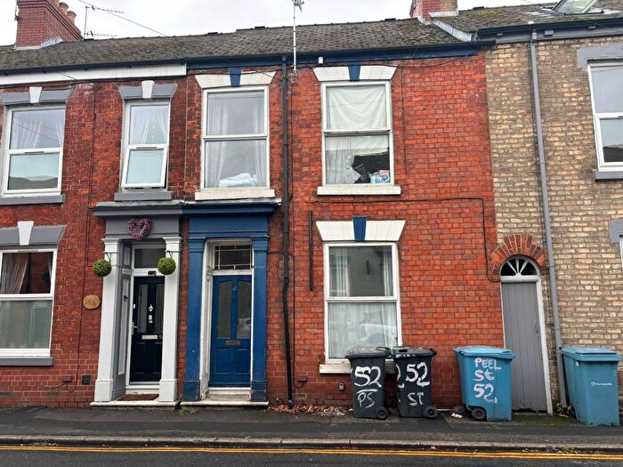 7 Bedroom Terraced House For Sale In Peel Street, Hull, HU3