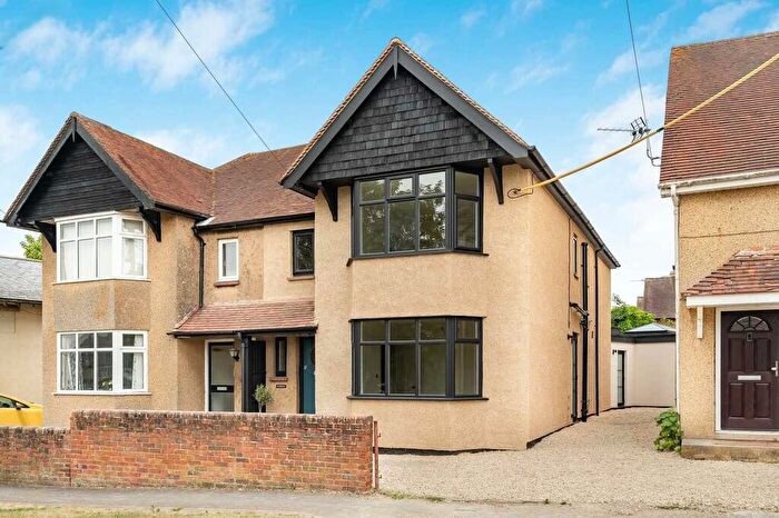 4 Bedroom Semi-Detached House For Sale In The Green, Great Milton, OX44