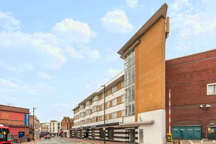 1 Bedroom Flat To Rent In Red Lion Street, Richmond, TW9