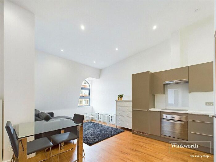 1 Bedroom Apartment To Rent In Summit House, - Greyfriars Road, Reading, Berkshire, RG1