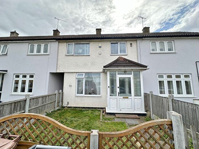 3 Bedroom Terraced House For Sale In Arisdale Avenue, South Ockendon, RM15