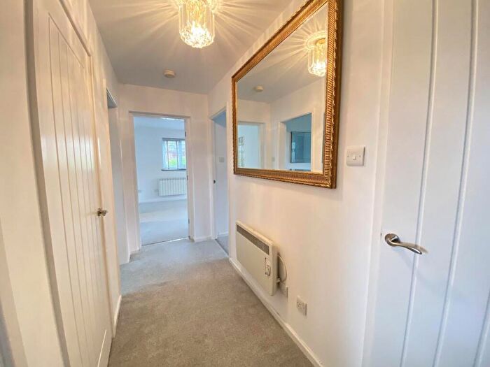 2 Bedroom Flat To Rent In Chevin Court, New Zealand Lane, Duffield, DE56