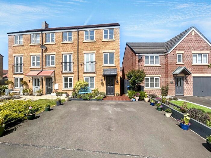 3 Bedroom End Of Terrace House For Sale In Wallasey Drive, The Fairways, Cramlington, Northumberland, NE23