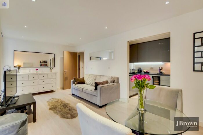 1 Bedroom Flat To Rent In Rivulet Apartments, Devan Grove, London, N4