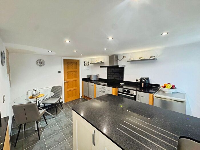 3 Bedroom End Terrace House For Sale In Crown Road, Kenfig Hill, Bridgend, CF33