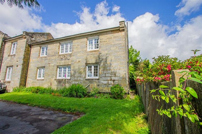 2 Bedroom Flat For Sale In Hartley Court Gardens, Cranbrook, TN17